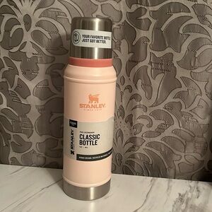 Stanley Classic Bottle